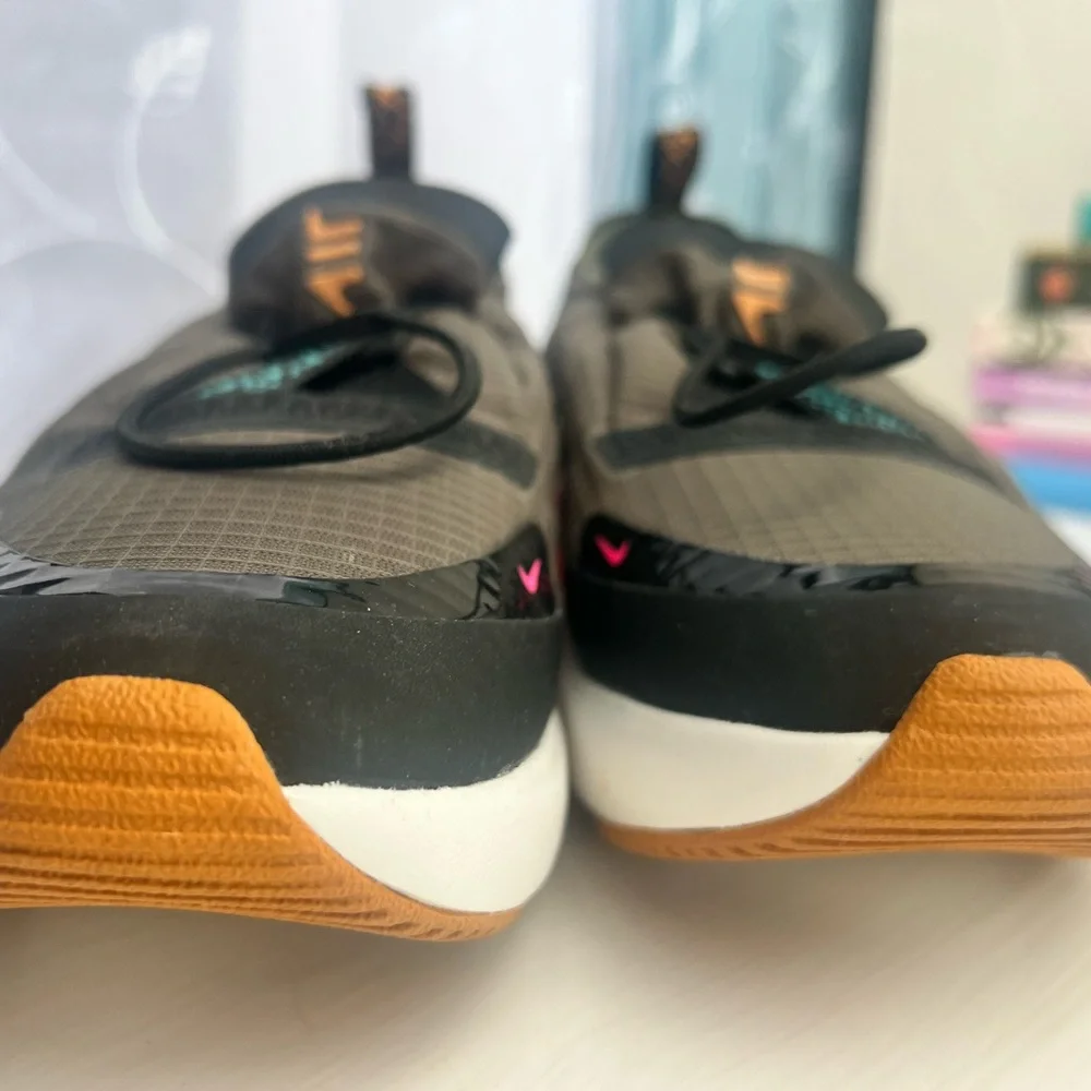 NIKE AIR MAX - Picture 5 of 6